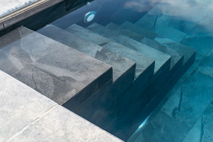Lining Tiles - a natural stone look